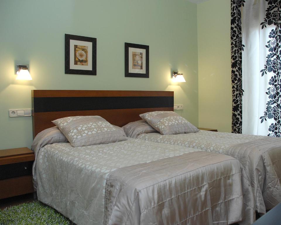 Hotel Hc Sigueenza Ngoại thất bức ảnh